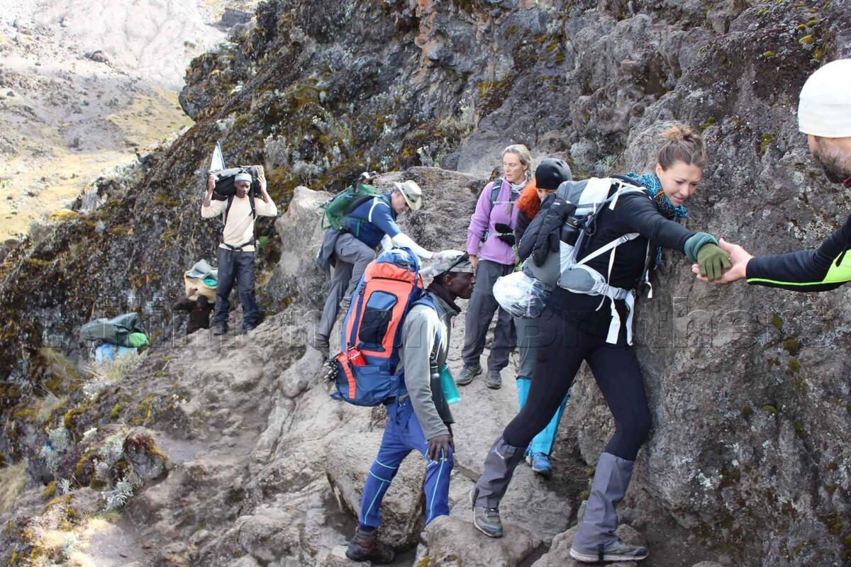 climbing barranco wall